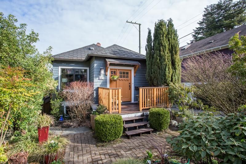Main Photo: 647 E 21ST Avenue in Vancouver: Fraser VE House for sale (Vancouver East)  : MLS®# R2354074