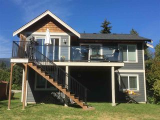 Photo 2: 733 TRICKLEBROOK Way in Gibsons: Gibsons & Area House for sale (Sunshine Coast)  : MLS®# R2109437