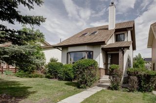 Photo 3: 36 MILLSIDE Road SW in Calgary: Millrise House for sale : MLS®# C4123093