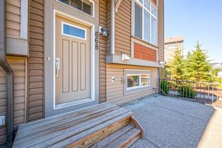 Photo 4: 668 Copperpond Boulevard SE in Calgary: Copperfield Row/Townhouse for sale : MLS®# A1242943