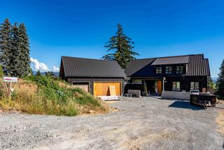 Photo 3: 34972 PANORAMA Drive in Abbotsford: Abbotsford East House for sale : MLS®# R2718944