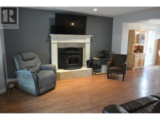 Photo 15: 1551 VIEW DRIVE in Quesnel: House for sale : MLS®# R2875547