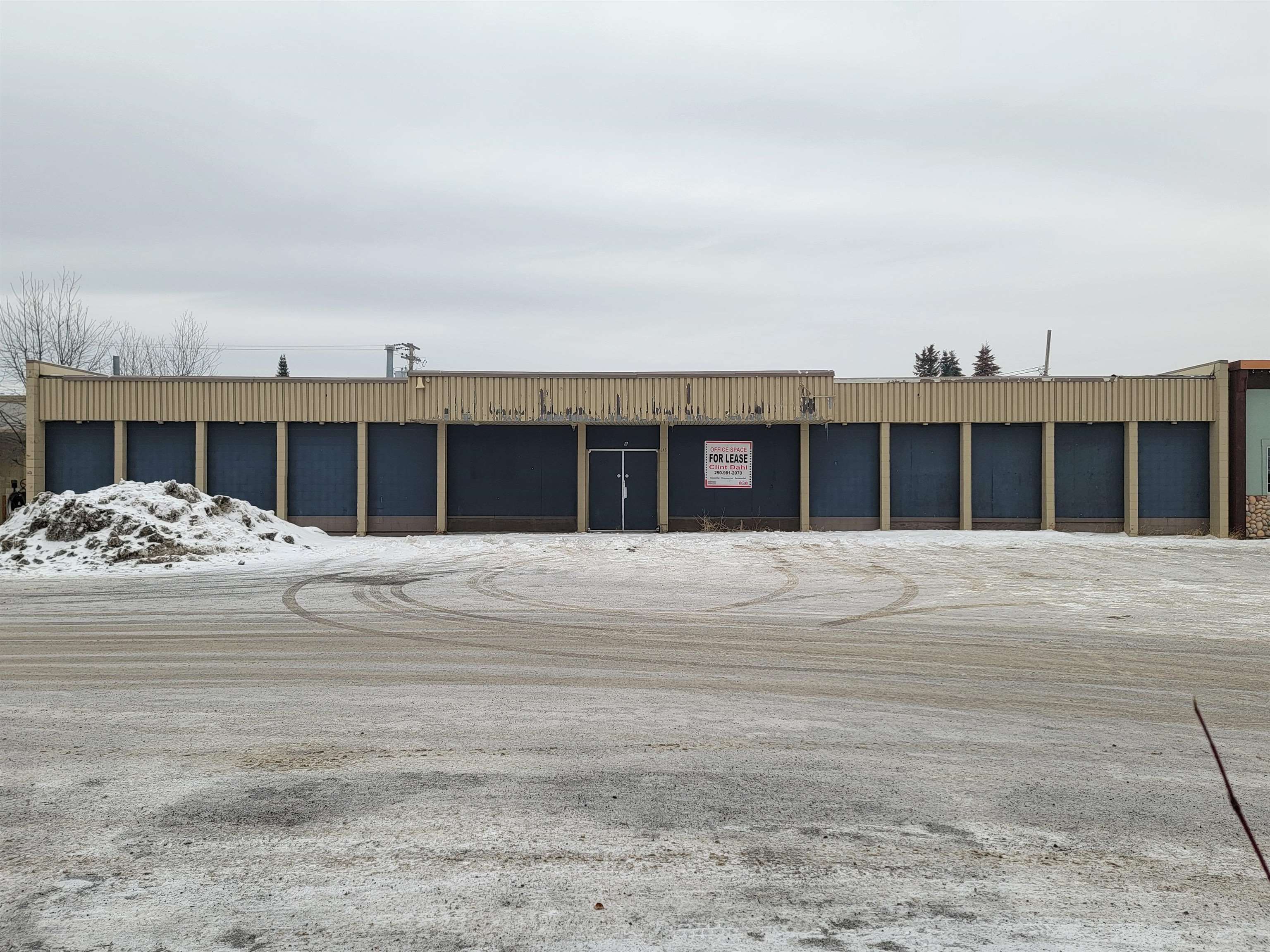 Main Photo: 346 W STUART Drive in Fort St. James: Fort St. James - Town Industrial for lease : MLS®# C8047826