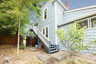Photo 3: 1335 Stanley Ave in Victoria: Vi Fernwood House for sale : MLS®# 957620