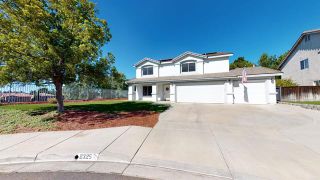 Main Photo: House for sale : 5 bedrooms : 2325 Bear Creek Pl in Chula Vista
