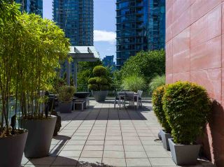 Photo 14: 403 1169 W CORDOVA STREET in Vancouver: Coal Harbour Condo for sale (Vancouver West)  : MLS®# R2475805