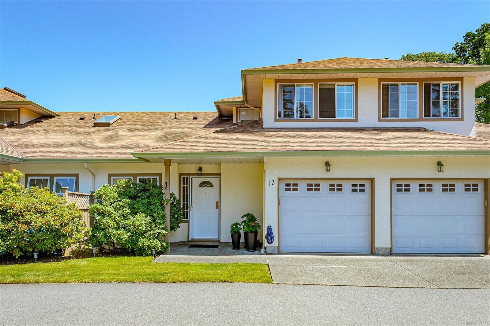 Main Photo: 12 2121 Tzouhalem Rd in Duncan: Du East Duncan Row/Townhouse for sale : MLS®# 936168