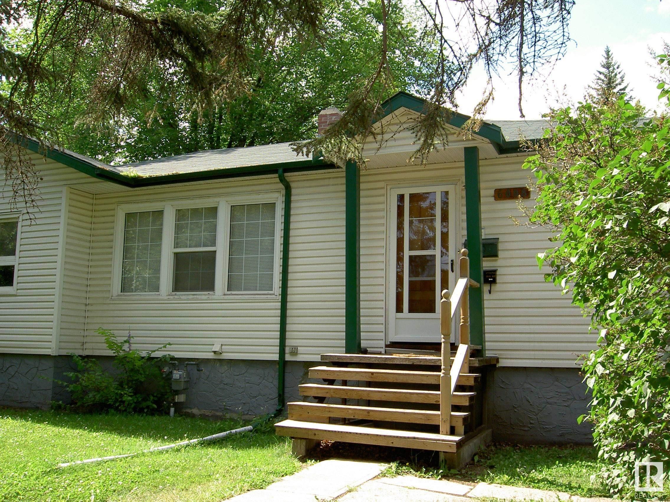 Main Photo: 6008 107 Street in Edmonton: Zone 15 House for sale : MLS®# E4358123