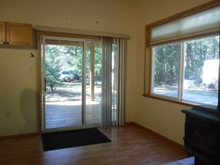 Photo 4: 2860 NE HALF MOON Drive in Bella Coola: Bella Coola/Hagensborg House for sale (Williams Lake (Zone 27))  : MLS®# R2451043