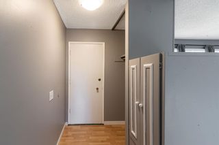 Photo 4: 40 Pennsburg Place SE in Calgary: Penbrooke Meadows Detached for sale : MLS®# A2080290