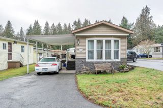 Photo 2: 100 2315 198 Street in Langley: Brookswood Langley Manufactured Home for sale in "DEER CREEK ESTATES Manufactured Home Park" : MLS®# R2748194