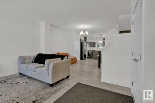 Photo 8: 3230 4 Street NW in Edmonton: Zone 30 House Half Duplex for sale : MLS®# E4383600