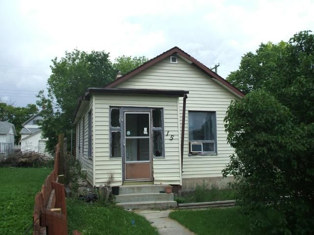 Main Photo: 15 Morier Avenue in WINNIPEG: St Vital Residential for sale (South East Winnipeg)  : MLS®# 1214352