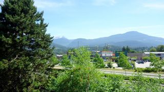 Photo 17: E203 40180 WILLOW Crescent in Squamish: Garibaldi Estates Condo for sale in "Diamond Head Place" : MLS®# R2075103