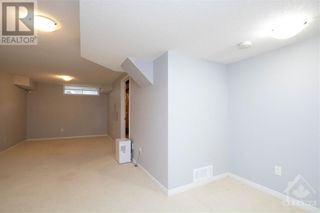 Photo 25: 285 MEILLEUR PRIVATE in Ottawa: House for sale : MLS®# 1386430