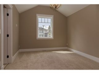 Photo 15: 719 GROVER Avenue in Coquitlam: Coquitlam West House for sale : MLS®# V1080413