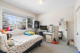 Photo 16: 42 Crestmont Drive in Calgary: Crestmont Detached for sale : MLS®# A2118569