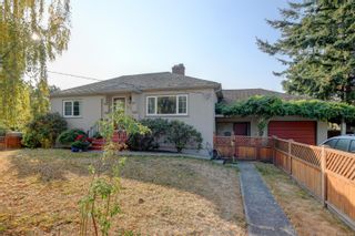Photo 1: 1893 Neil St in Saanich: SE Camosun House for sale (Saanich East)  : MLS®# 921848