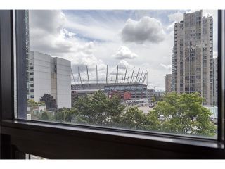 Photo 14: 704 909 MAINLAND Street in Vancouver: Yaletown Condo for sale (Vancouver West)  : MLS®# V1072136