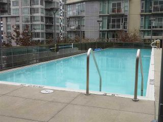 Photo 17: 615 38 W 1ST Avenue in Vancouver: False Creek Condo for sale in "The One" (Vancouver West)  : MLS®# R2527576