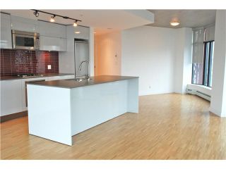 Photo 3: 2110 128 W CORDOVA Street in Vancouver: Downtown VW Condo for sale (Vancouver West)  : MLS®# V924477