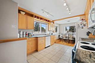 Photo 6: 5639 Centre Street NW in Calgary: Thorncliffe Detached for sale : MLS®# A2049832