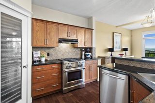 Photo 10: 201 Crestmont Drive SW in Calgary: Crestmont Detached for sale : MLS®# A2053231