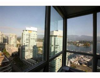 Photo 2: # 1703 588 BROUGHTON ST in Vancouver: Condo for sale : MLS®# V792587