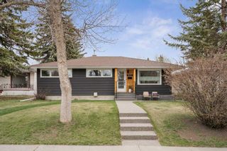 Photo 2: 3532 35 Avenue SW in Calgary: Rutland Park Detached for sale : MLS®# A2126576