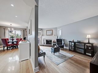 Photo 10: 34 Coachway Gardens SW in Calgary: Coach Hill Row/Townhouse for sale : MLS®# A1241447
