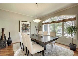 Photo 2: 2831 1 Avenue NW in CALGARY: West Hillhurst Residential Attached for sale (Calgary)  : MLS®# C3582030
