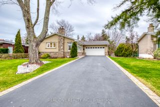 Photo 1: 1216 Holton Heights Drive in Oakville: Iroquois Ridge South House (Bungalow) for sale : MLS®# W8197216