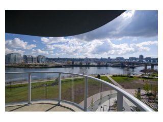 Photo 10: 706 918 COOPERAGE Way in Vancouver: False Creek North Condo for sale in "MARINER" (Vancouver West)  : MLS®# V862033