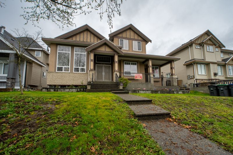 FEATURED LISTING: 6781 152 surrey