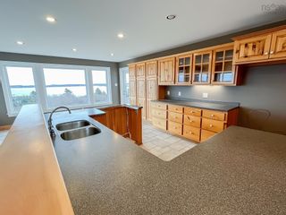 Photo 14: 101 Razilly Lane in Crescent Beach: 405-Lunenburg County Residential for sale (South Shore)  : MLS®# 202300111