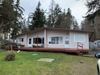 Photo 1: 3856 S Island Hwy in Campbell River: CR Campbell River South Full Duplex for sale : MLS®# 869399