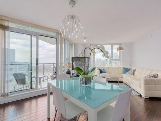 Photo 7: 3002 583 BEACH CRESCENT in Vancouver: Yaletown Condo for sale (Vancouver West)  : MLS®# R2043293