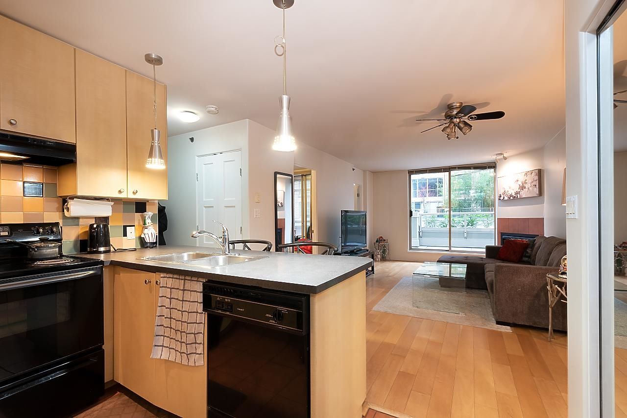 Main Photo: 408 819 HAMILTON STREET in Vancouver: Downtown VW Condo for sale (Vancouver West)  : MLS®# R2644661