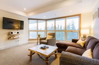 Photo 6: 406 4557 BLACKCOMB Way in Whistler: Benchlands Condo for sale in "LE CHAMOIS" : MLS®# R2424119