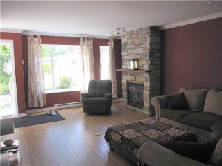 Photo 3: 3 11458 232ND Street in Maple Ridge: Cottonwood MR Townhouse for sale in "COLLEGE LANE" : MLS®# V1132006