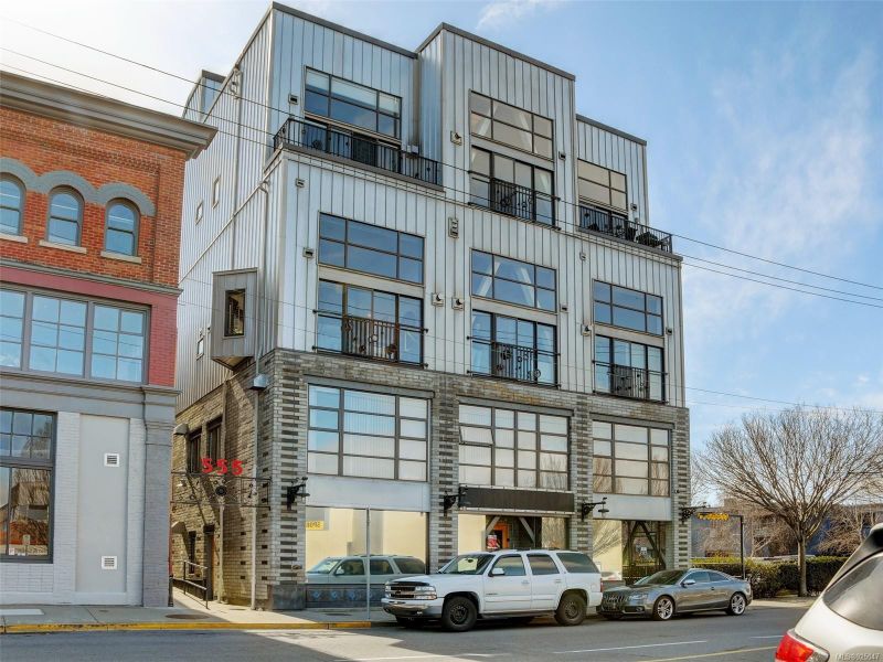 FEATURED LISTING: 306 - 555 CHATHAM St Victoria