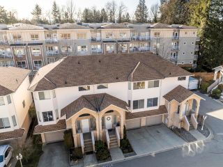 Photo 3: 44 32339 7TH Avenue in Mission: Mission BC Townhouse for sale in "CEDARBROOKE ESTATES" : MLS®# R2753862