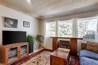 Photo 3: 6107 Lloyd Crescent SW in Calgary: Lakeview Detached for sale : MLS®# A1085736