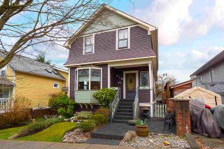 Photo 1: 318 ALBERTA STREET in New Westminster: Sapperton House for sale : MLS®# R2555027