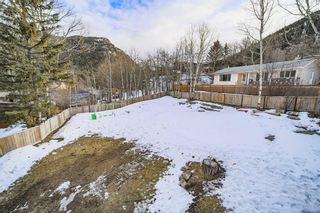 Photo 4: 1525 135 Street in Blairmore: A-361BL Detached for sale : MLS®# A1179790