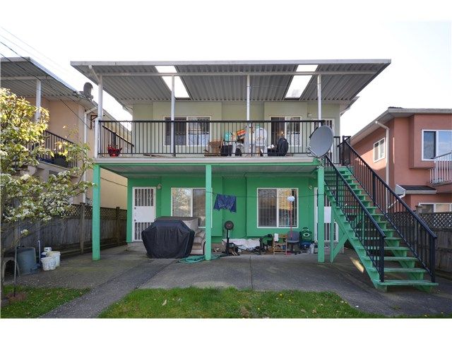 Photo 16: Photos: 4488 GLADSTONE ST in Vancouver: Victoria VE House for sale (Vancouver East)  : MLS®# V1134157