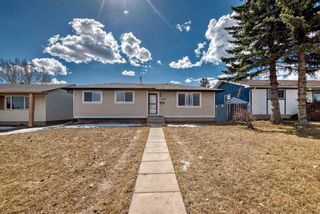 Main Photo: 5423 Rundleview Road NE in Calgary: Rundle Detached for sale : MLS®# A2120888