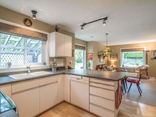 Photo 11: 630 Johnstone Rd in French Creek: PQ French Creek House for sale (Parksville/Qualicum)  : MLS®# 842445