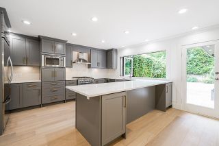 Photo 4: 2155 PHILIP Avenue in North Vancouver: Pemberton Heights House for sale : MLS®# R2759877