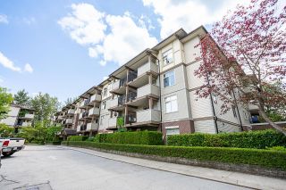 Photo 3: 303 10088 148TH Street in Surrey: Guildford Condo for sale in "Guildford Park Place" (North Surrey)  : MLS®# R2847717